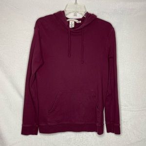 Burgundy Long-Sleeve Shirt w/ Hood♥️